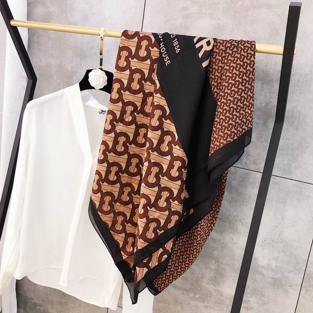 B**rry scarf